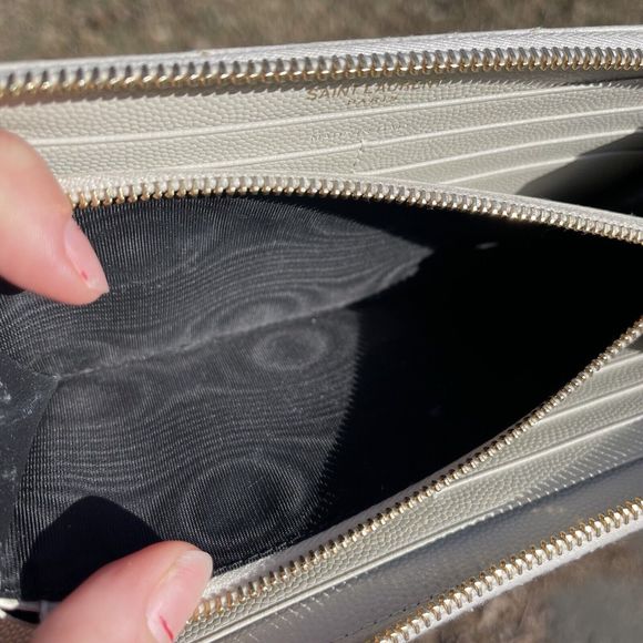 Saint Laurent YSL Cassandre Matelasse Zip Around Wallet Leather White And Gold - Picture 13 of 15